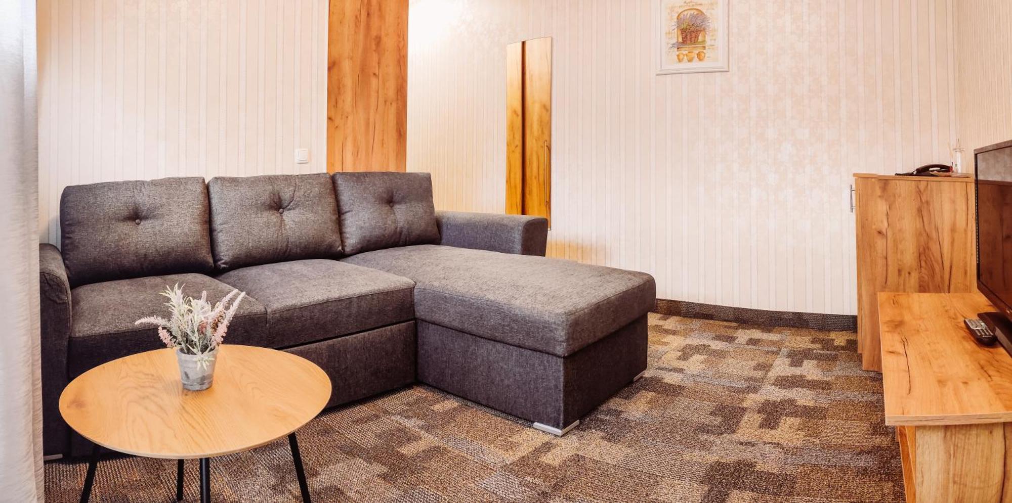 Hotell Wironia Jõhvi Екстериор снимка