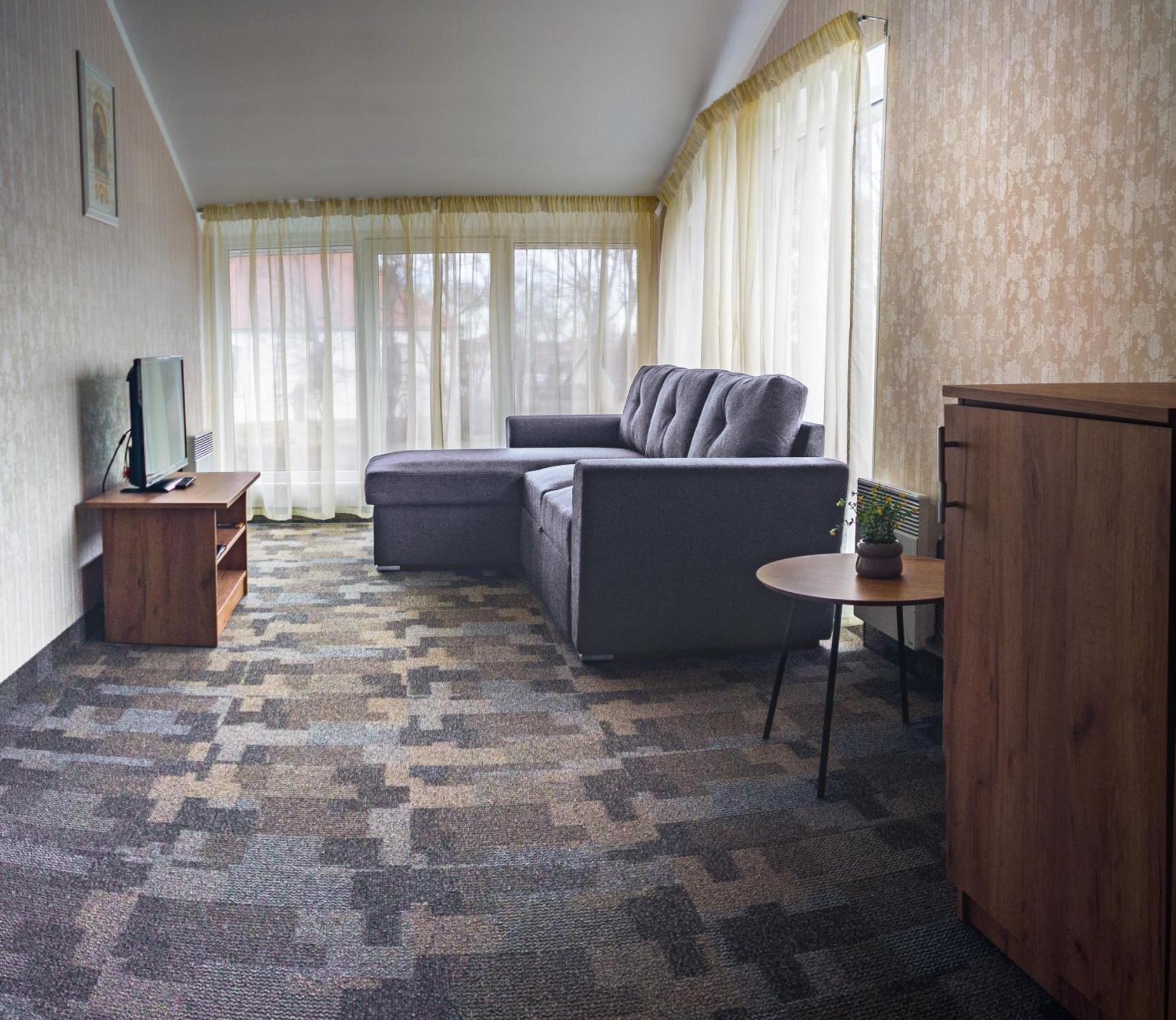 Hotell Wironia Jõhvi Екстериор снимка