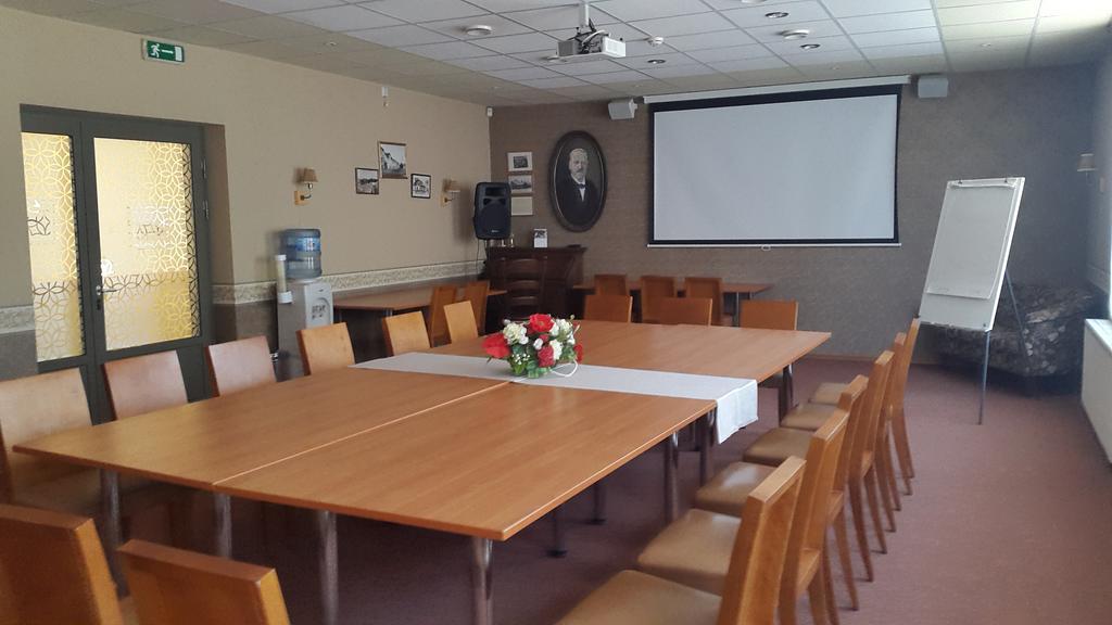Hotell Wironia Jõhvi Екстериор снимка
