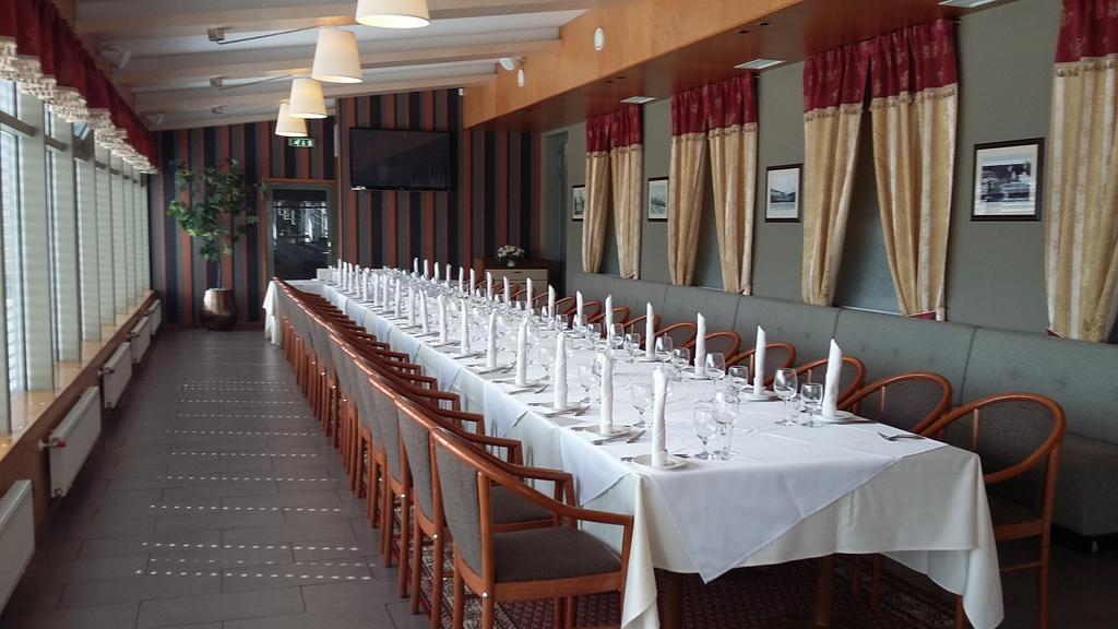 Hotell Wironia Jõhvi Екстериор снимка