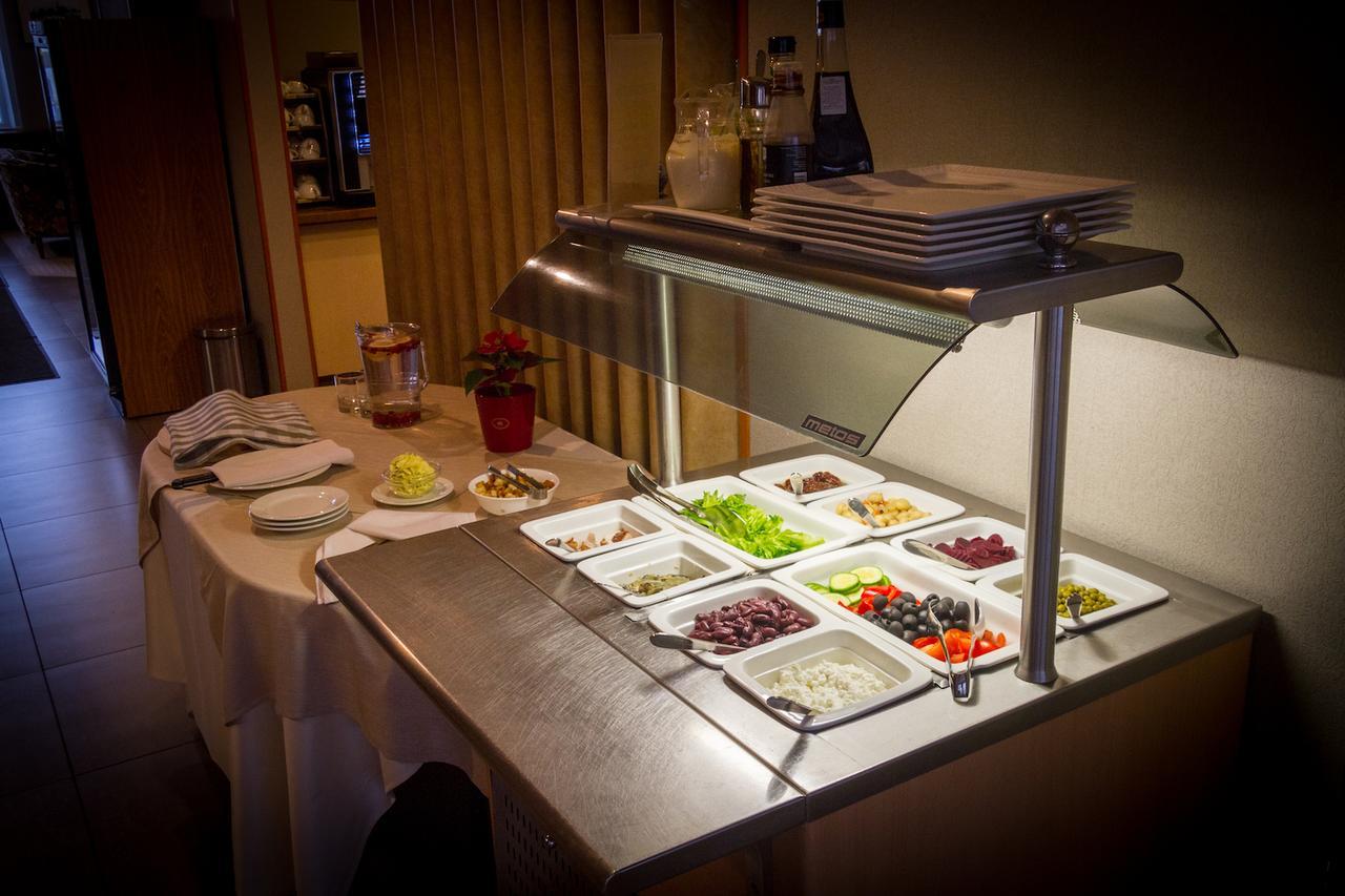 Hotell Wironia Jõhvi Екстериор снимка